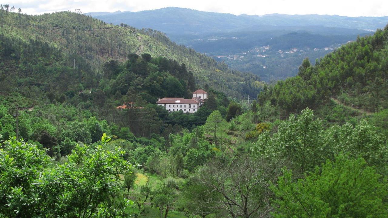Mosteiro De S. Cristovao De Lafoes São Cristóvão de Lafões Exterior foto